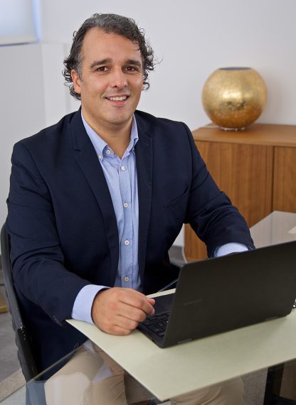 Dr. Henrique Machado